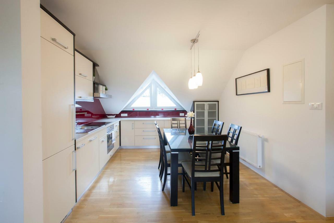 Luxury Apartment Karolina 블레드 외부 사진